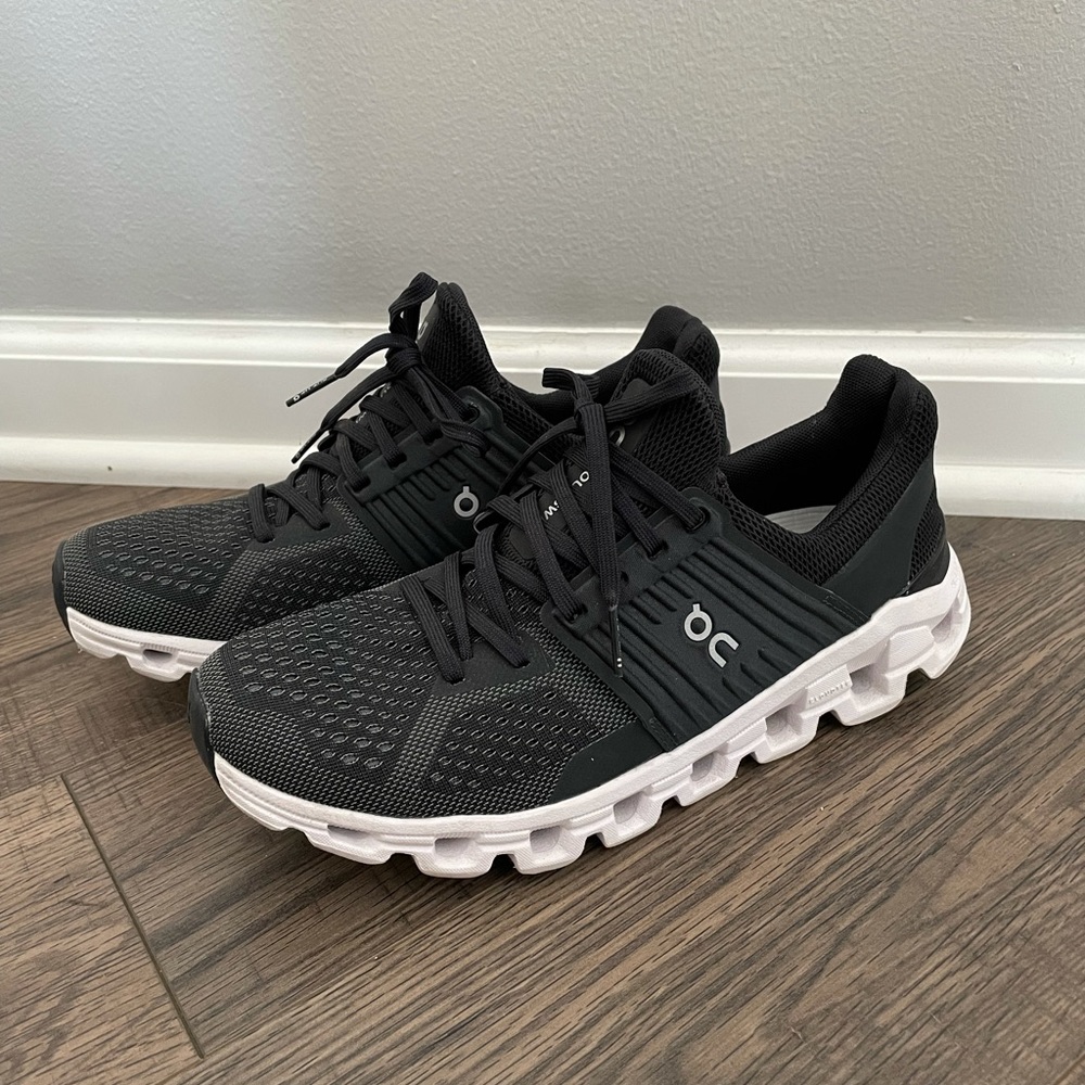 On Cloud Women shoes